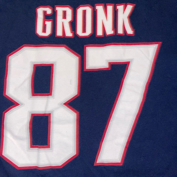 New England Patriots: Rob Gronkowski Vintage T-Shirt: NFL Champs: GRONK - Picture 4 of 6